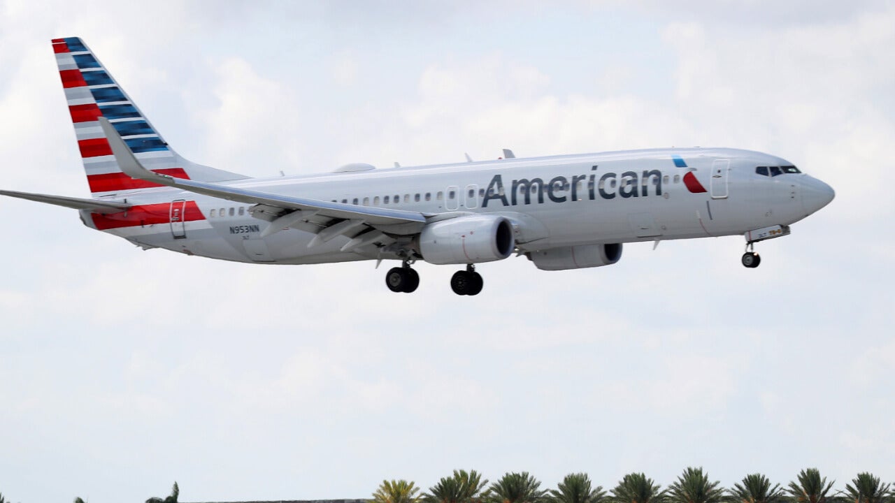American Airlines plane