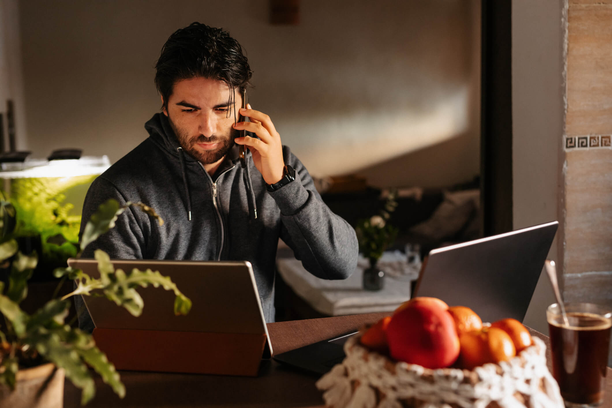Consumer shopping online