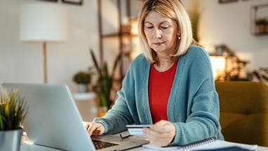 woman shopping online