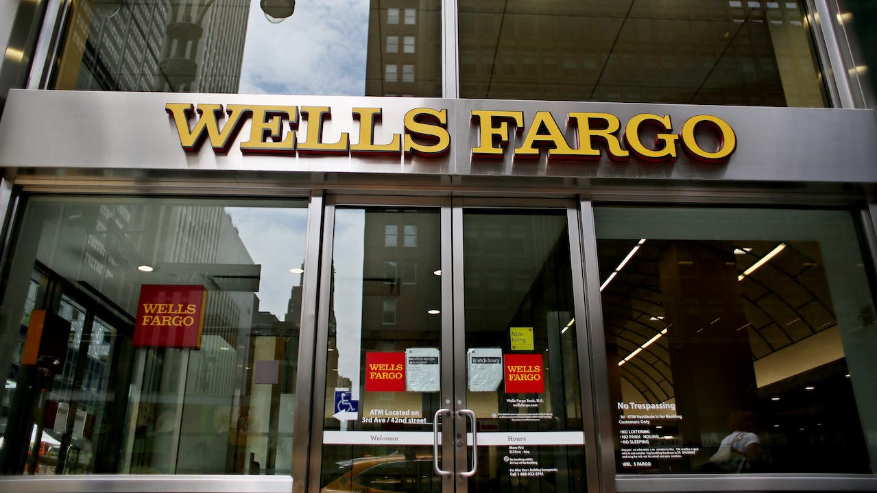 Wells Fargo branch