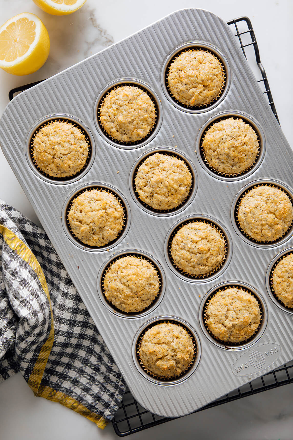 healthy lemon poppyseed muffins